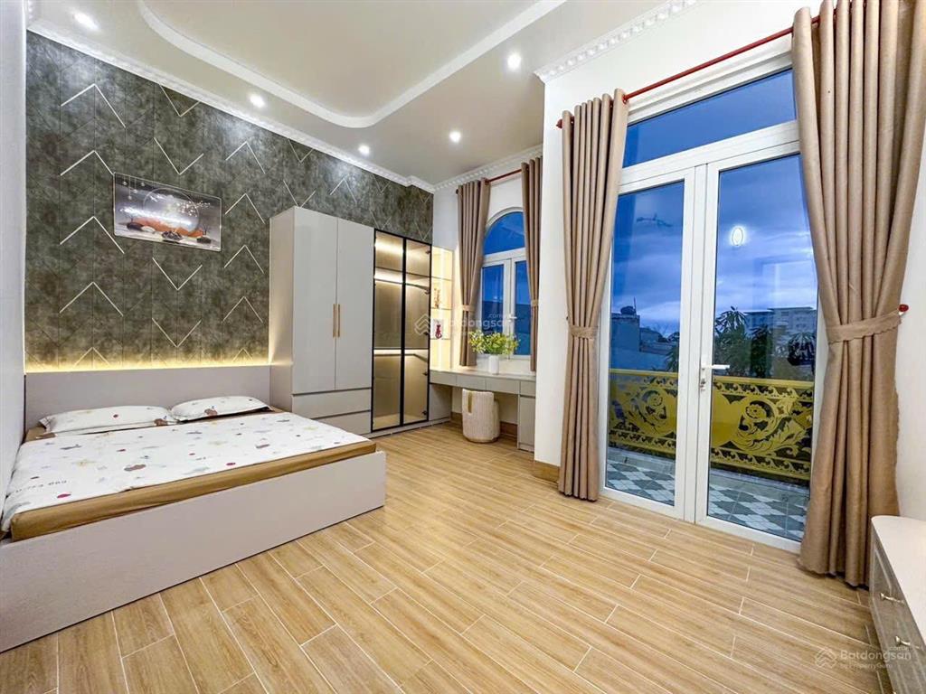 Gấp bán hẻm xe tải thống nhất, 64m2, 6.3 tỷ, 4 tầng btct, 5pn, p11 gò vấp  thương lượng giá