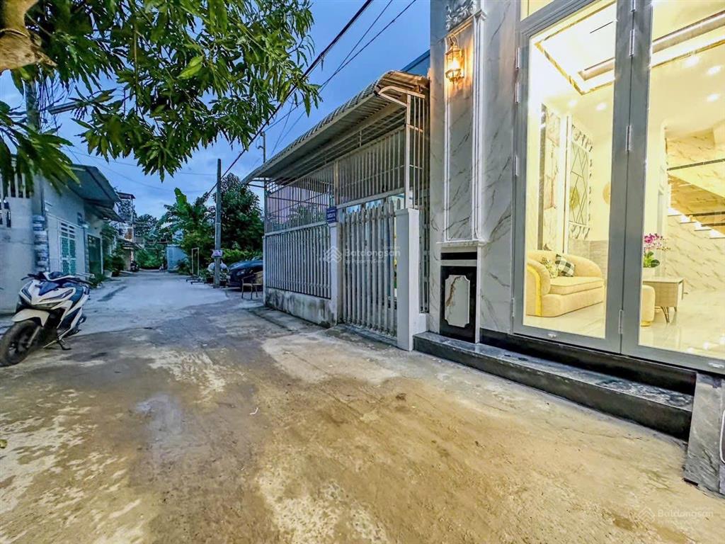 Gấp bán hẻm xe tải thống nhất, 64m2, 6.3 tỷ, 4 tầng btct, 5pn, p11 gò vấp  thương lượng giá