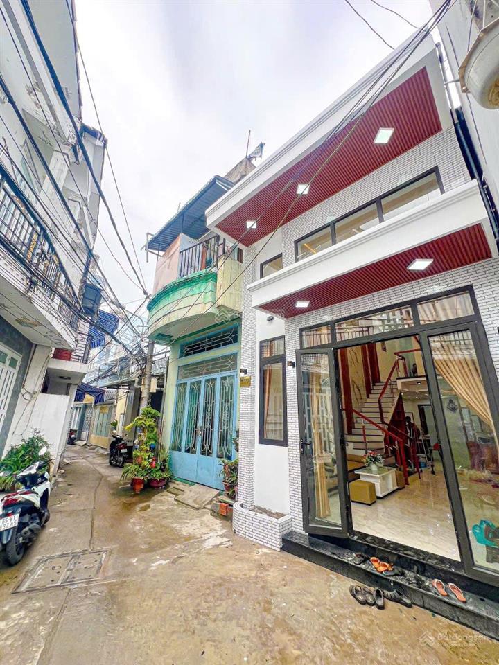Ngay cạnh trường tiểu học phan chu trinh. đường số 2, 42m, 2 tầng, 4.3 tỷ p.16 gò vấp.