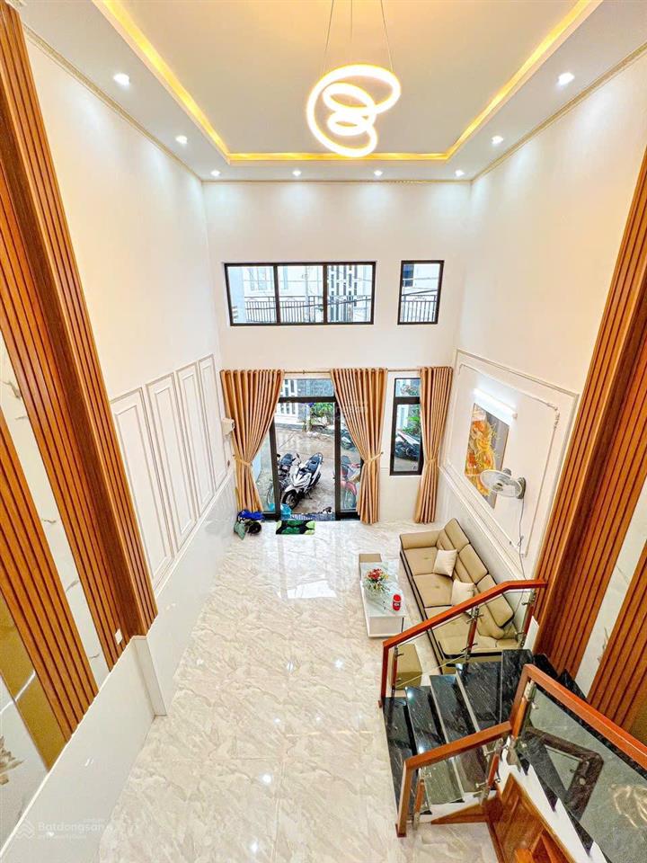 Ngay cạnh trường tiểu học phan chu trinh. đường số 2, 42m, 2 tầng, 4.3 tỷ p.16 gò vấp.