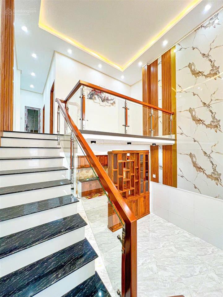 Ngay cạnh trường tiểu học phan chu trinh. đường số 2, 42m, 2 tầng, 4.3 tỷ p.16 gò vấp.