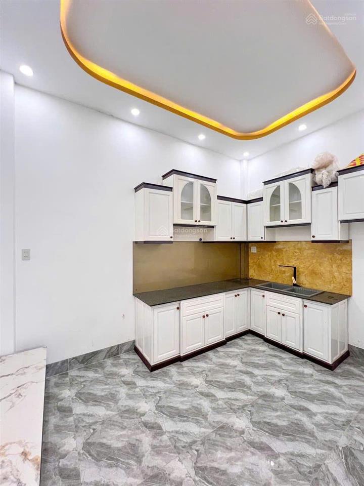 Bán nhanh nhà vip hxh thống nhất, p10, gò vấp  dt full 44m2, xe hơi vào nhà, chỉ 4.9 tỷ