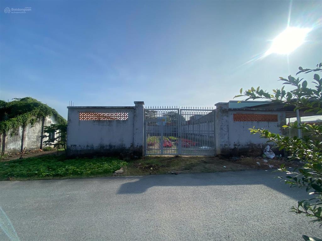 Bán lô đất mặt đường nhựa thông đẹp, (12m x 33m) thổ cư sổ riêng, gần tỉnh lộ 15 gần chợ