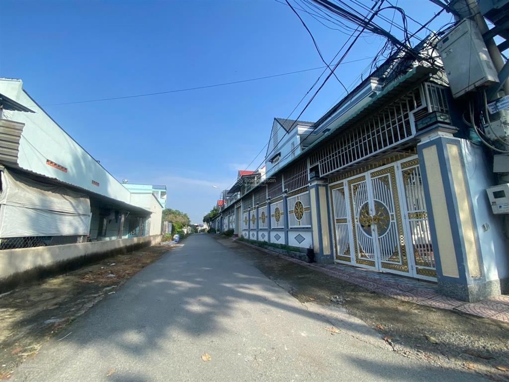 Đất mặt tiền đường kinh doanh, (12m x 33m) 100% thổ cư, gần chợ tân thạnh đông