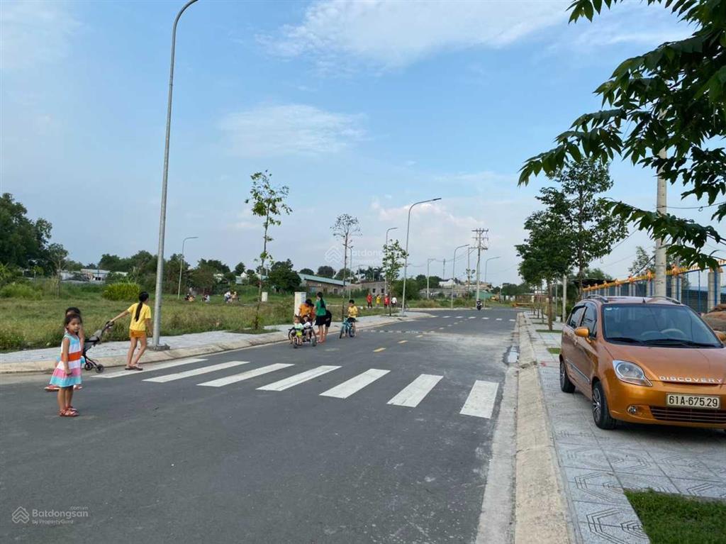 Bán đất củ chi  sổ riêng thổ cư  (85m2)  dự án diamond city củ chi  ngay ngã tư tân quy
