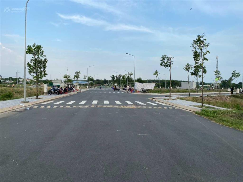 Bán đất củ chi  sổ riêng thổ cư  (85m2)  dự án diamond city củ chi  ngay ngã tư tân quy