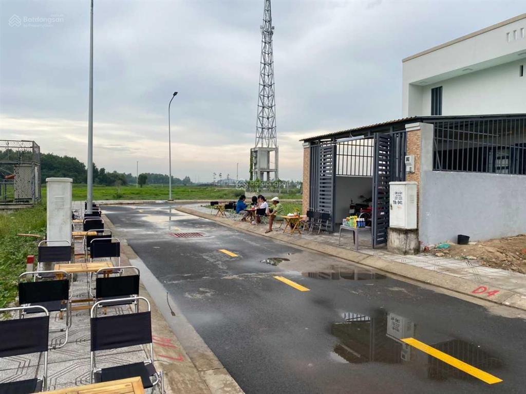 Bán đất củ chi  sổ riêng thổ cư  (85m2)  dự án diamond city củ chi  ngay ngã tư tân quy
