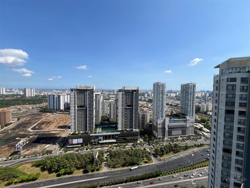 Lumiere riverside  cần bán căn 3 phòng ngủ góc hiếm 101m2 ban công 4 cánh duy nhất dự án