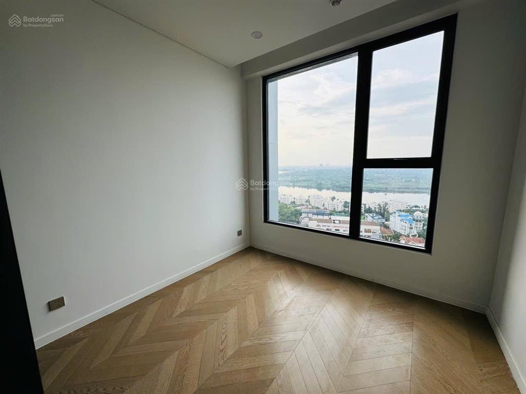 Lumiere riverside 3pn  2wc  giá thực tế 16,5 tỷ all in, view sông trực diện  trung 0372 714 ***