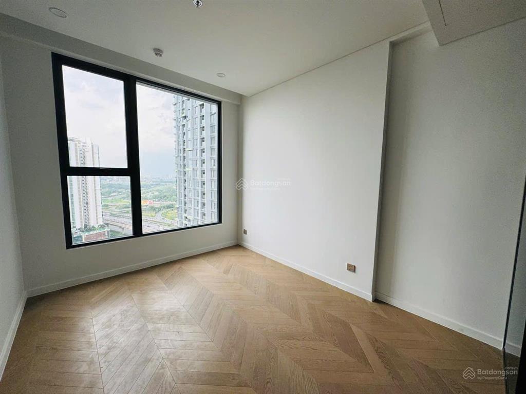 Lumiere riverside 3pn  2wc  giá thực tế 16,5 tỷ all in, view sông trực diện  trung 0372 714 ***