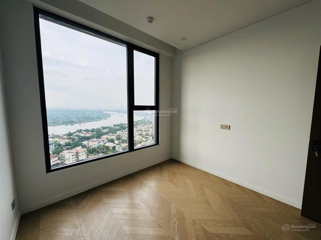 Lumiere riverside 3pn  2wc  giá thực tế 16,5 tỷ all in, view sông trực diện  trung 0372 714 ***
