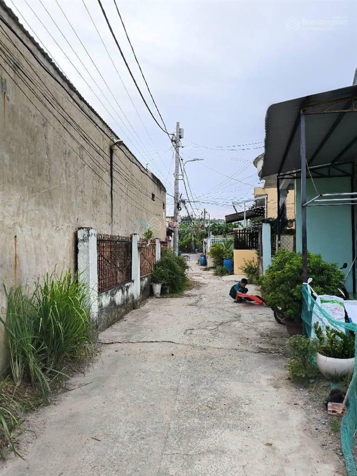 Hàng hiếm hẻm xe hơi ngay vinhomes q9. chỉ 4.4 tỷ