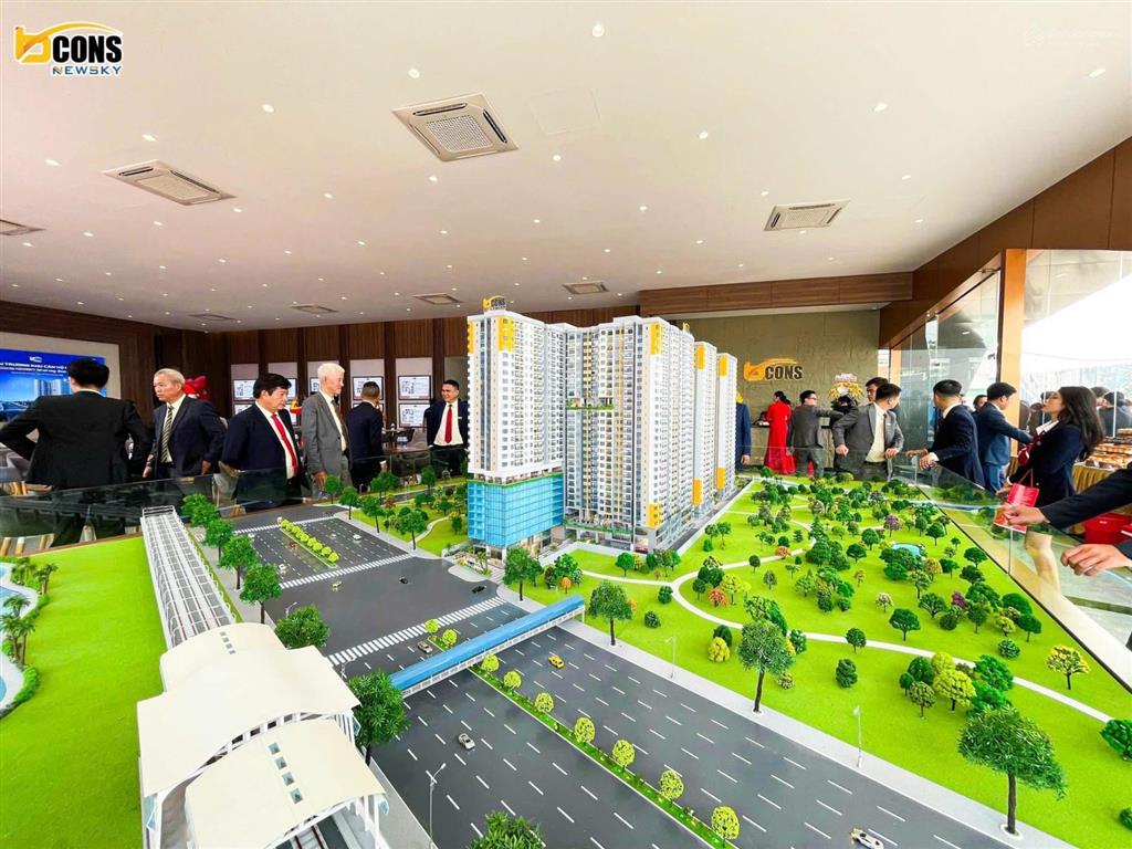 Nhà mặt tiền ql13  ngay trạm metro  bcons newsky  cđt uy tín  sổ hồng đầy đủ  đúng tiến độ