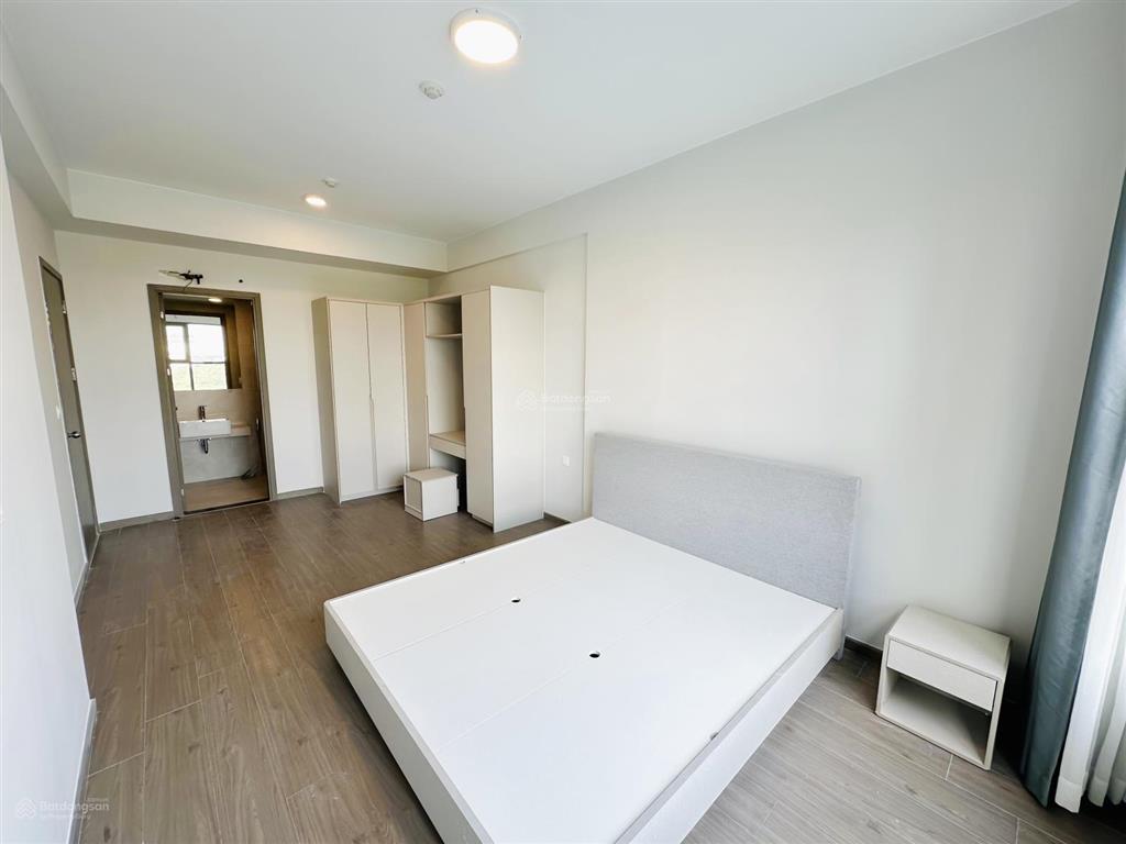 Hàng hiếm! bán căn 113m2 3pn 2wc  view ubnd, công viên gió mát  sẵn gói nội thất.  0911 543 ***