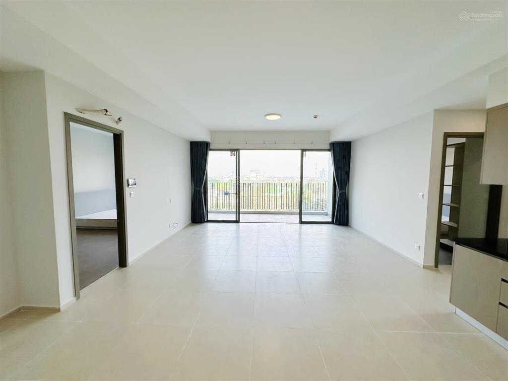 Hàng hiếm! bán căn 113m2 3pn 2wc  view ubnd, công viên gió mát  sẵn gói nội thất.  0936 551 ***