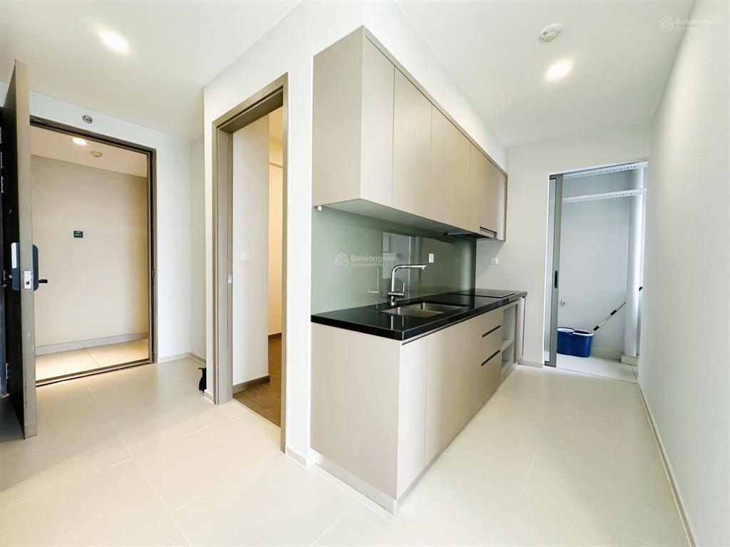 Hàng hiếm! bán căn 59m2 2pn 2wc view hướng quận 1 đón gió mát + tiện ích resort.  ngay 0936 551 ***