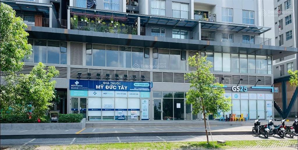 Sổ hồng sang nhượng shophouse 104.1m2 kinh doanh sầm uất, cho thuê từ 20tr/th.  ngay 0936 551 ***