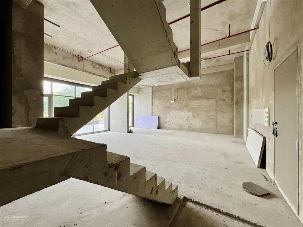 Sổ hồng sang nhượng shophouse 104.1m2 kinh doanh sầm uất, cho thuê từ 20tr/th.  ngay 0936 551 ***