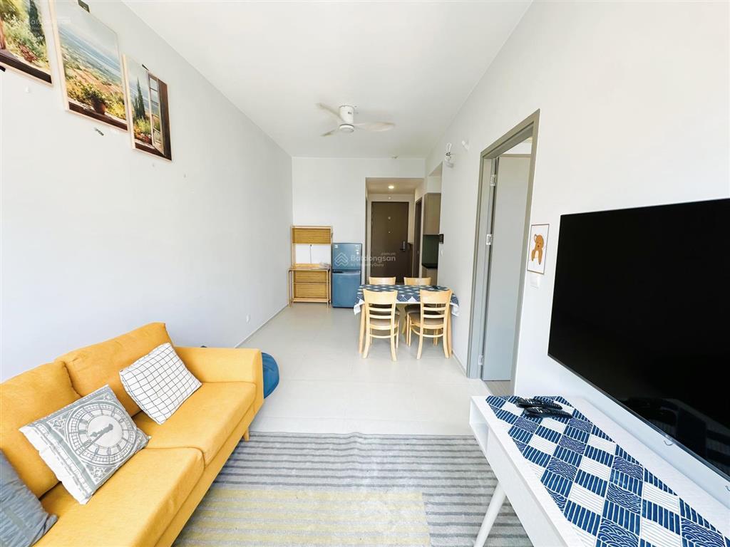 Westgate 59m2 2pn 2wc chỉ 8,5tr full nội thất đẹp + view hồ bơi mát mẻ + nhà mới 100%  0917 731 ***