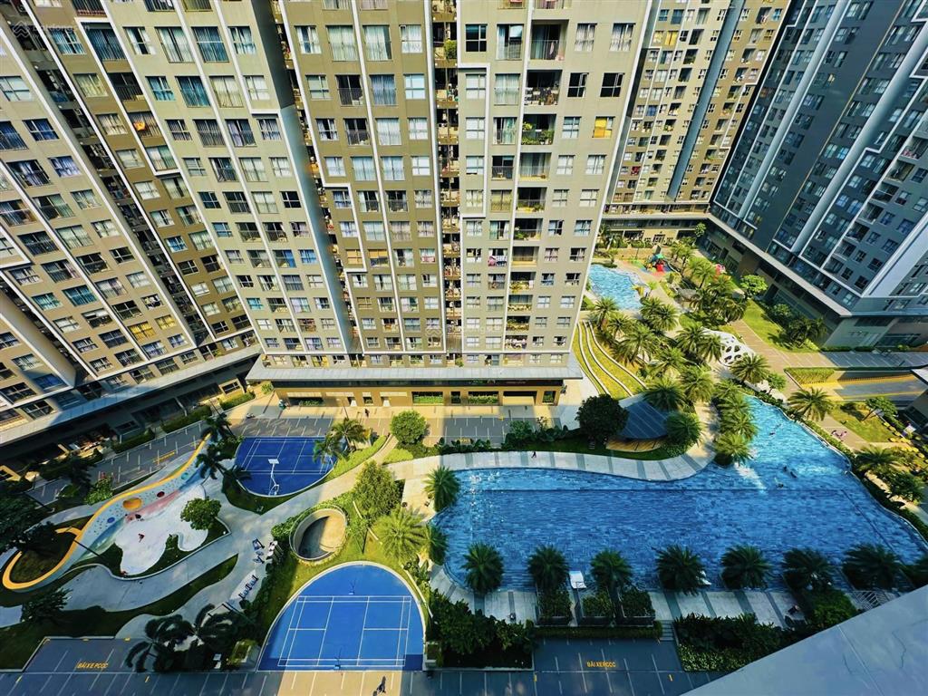 Westgate 59m2 2pn 2wc chỉ 8,5tr full nội thất đẹp + view hồ bơi mát mẻ + nhà mới 100%  0917 731 ***