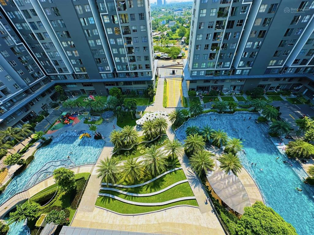 Westgate căn góc 85m2 3pn 2wc chỉ 12,9tr full nội thất đẹp + view hồ bơi gió mát rượi  0902 938 ***