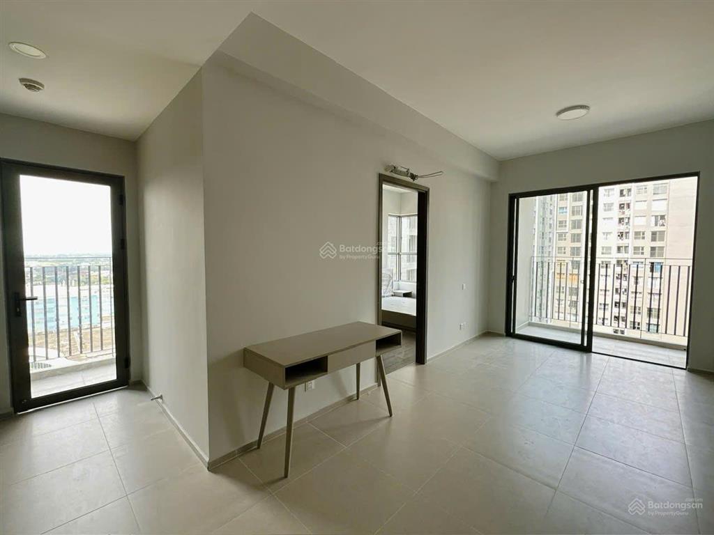 Căn hộ westgate  căn góc 69m² view ngoài mát mẻ  bán gấp giá 3,2 tỷ  sổ sẵn sang tên ngay