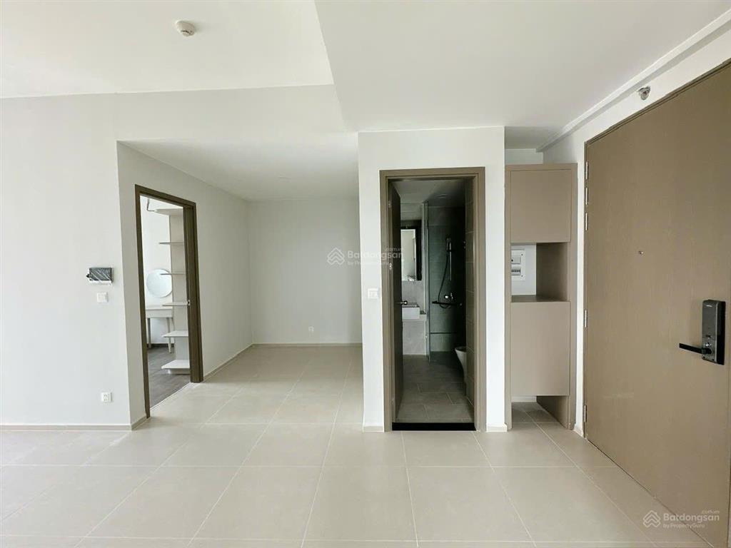 Căn hộ westgate  căn góc 69m² view ngoài mát mẻ  bán gấp giá 3,2 tỷ  sổ sẵn sang tên ngay