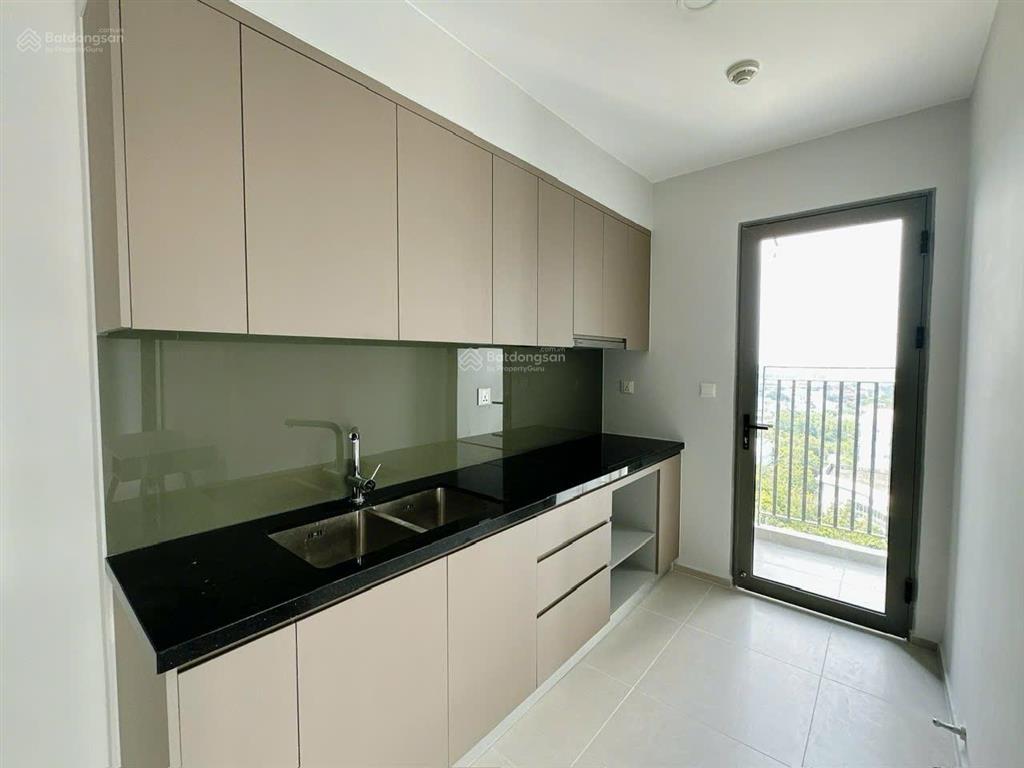 Căn hộ westgate  căn góc 69m² view ngoài mát mẻ  bán gấp giá 3,2 tỷ  sổ sẵn sang tên ngay
