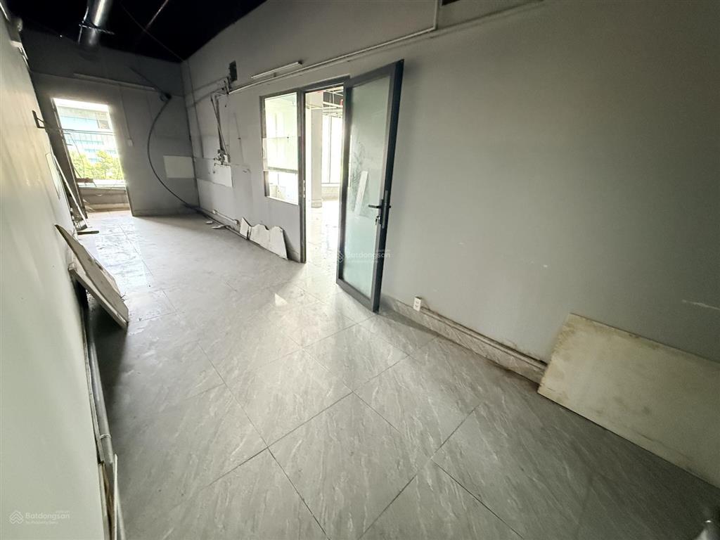 Cần share mặt bằng shophouse 8 triệu/tháng 112m2  đã hoàn thiện có thiết bị vệ sinh