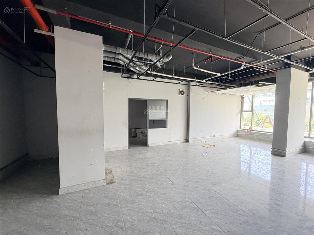 Cần share mặt bằng shophouse 8 triệu/tháng 112m2  đã hoàn thiện có thiết bị vệ sinh