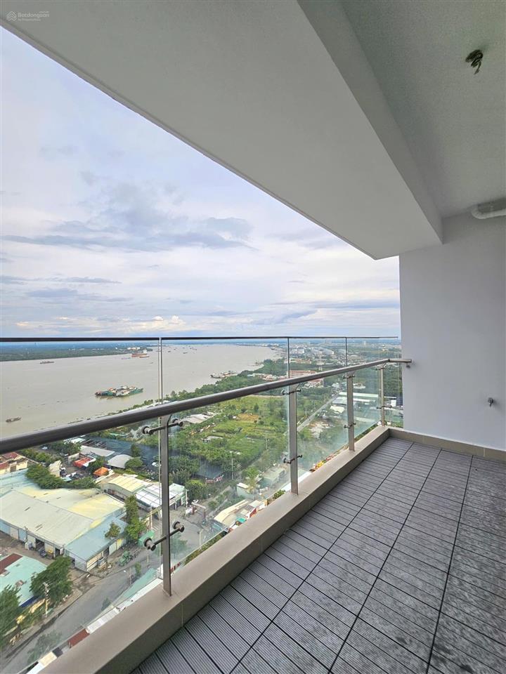 Mini penthouse tầng long môn sky89. giá bán 9 tỷ 8. nhà mới ít dùng. giá bán 9 tỷ 8