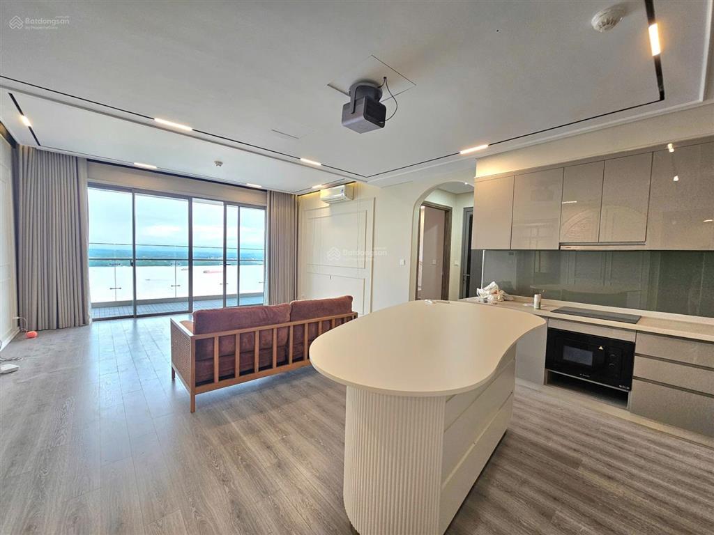 Mini penthouse tầng long môn sky89. giá bán 9 tỷ 8. nhà mới ít dùng. giá bán 9 tỷ 8