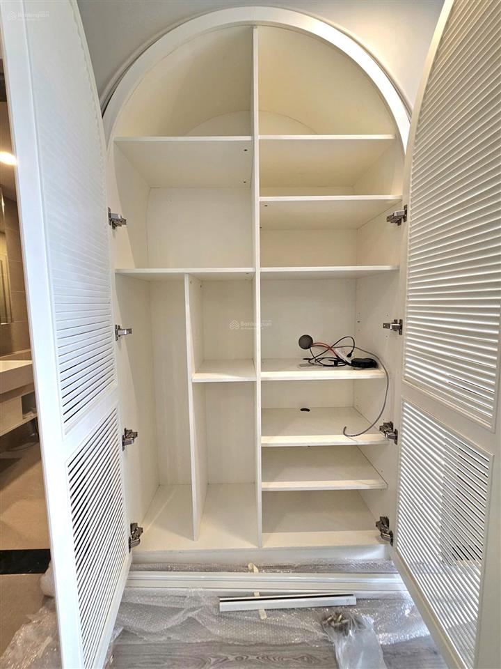 Mini penthouse tầng long môn sky89. giá bán 9 tỷ 8. nhà mới ít dùng. giá bán 9 tỷ 8