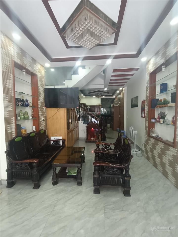 Bán lẹ nhà rất sang 4 tầng đường linh đông, 74m2, giá tốt 8.6 tỷ, hẻm xe hơi sát mặt tiền