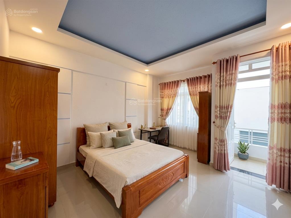 Bán nhà quốc lộ 13 ngay kđt vạn phúc, 76m2 ngang 5.3m, 3 tầng 4pn, hxh thông, giá 7.35 tỷ