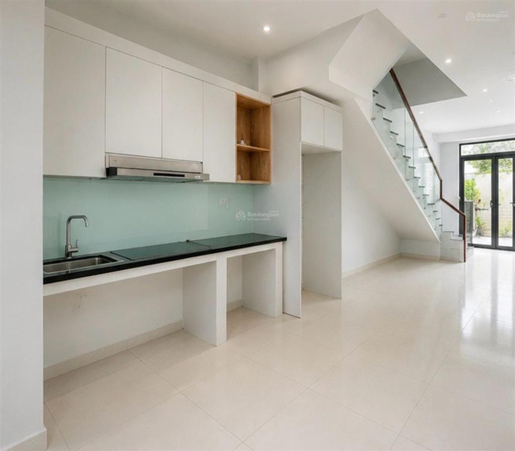 Bán nhà phạm văn đồng gần cầu bình triệu, 75m2 lô góc thoáng, hẻm ô tô, giá 6.95 tỷ