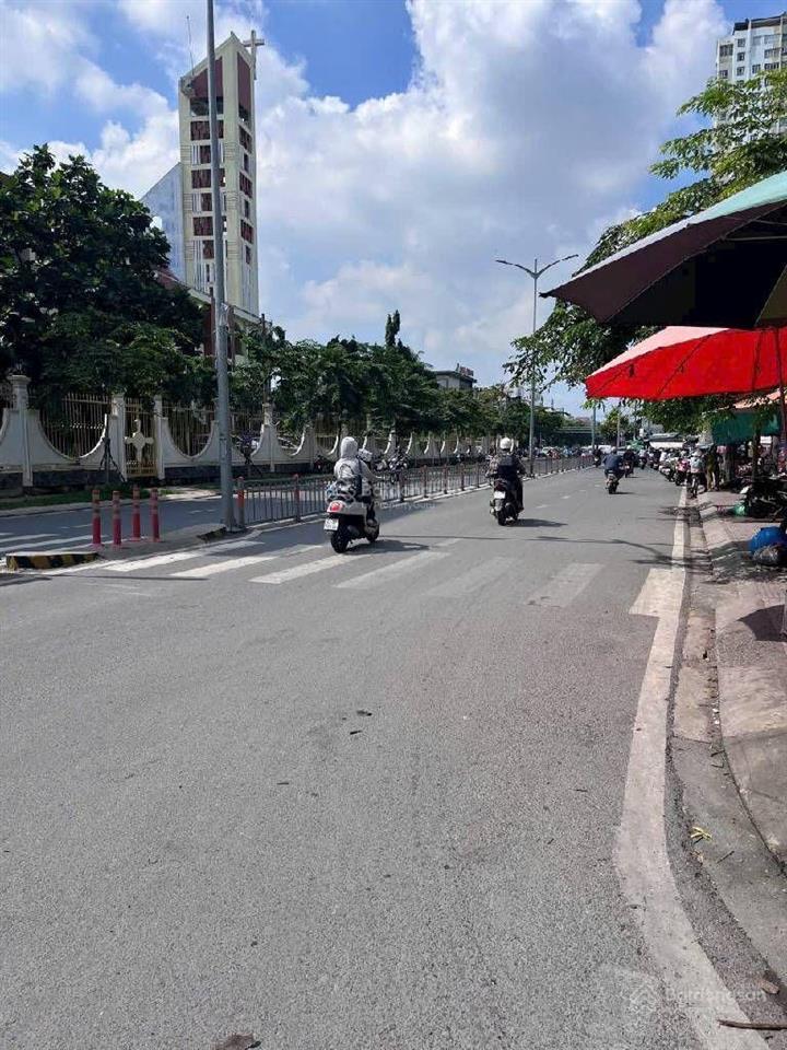 Chủ cần bán nhanh  cách mt 50m  vip tạ quang bửu  sd 100m2  chỉ nhỉnh 6t