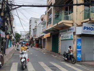 Gần mt phong phú p12 q8  3 tầng btct 2pn  hẻm rộng thông  chủ giảm 3.4 tỷ