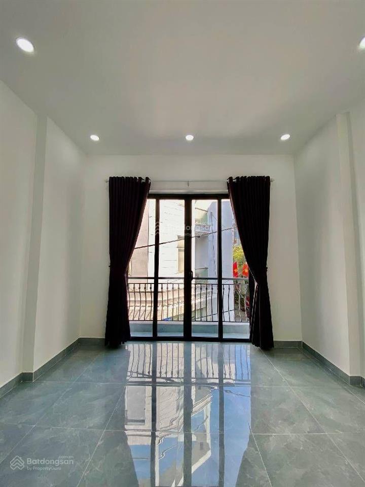 Ngay cầu chà và q8 sát q5  3 tầng bê tông  dts lớn 75m2  chỉ 3t79 (còn tl)