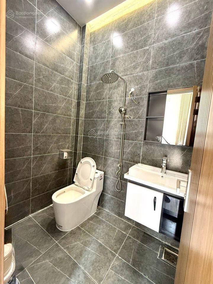 Chỉ 4t nhỉnh  nhà ba đình tt p.chánh hưng q8  4.2 x 8m  hẻm thông