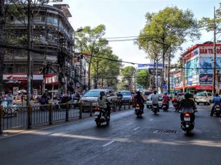 Căn hiếm 3pn  ngay tt q8 p.chánh hưng ba đình  41m2  chỉ 4t95 (tl)