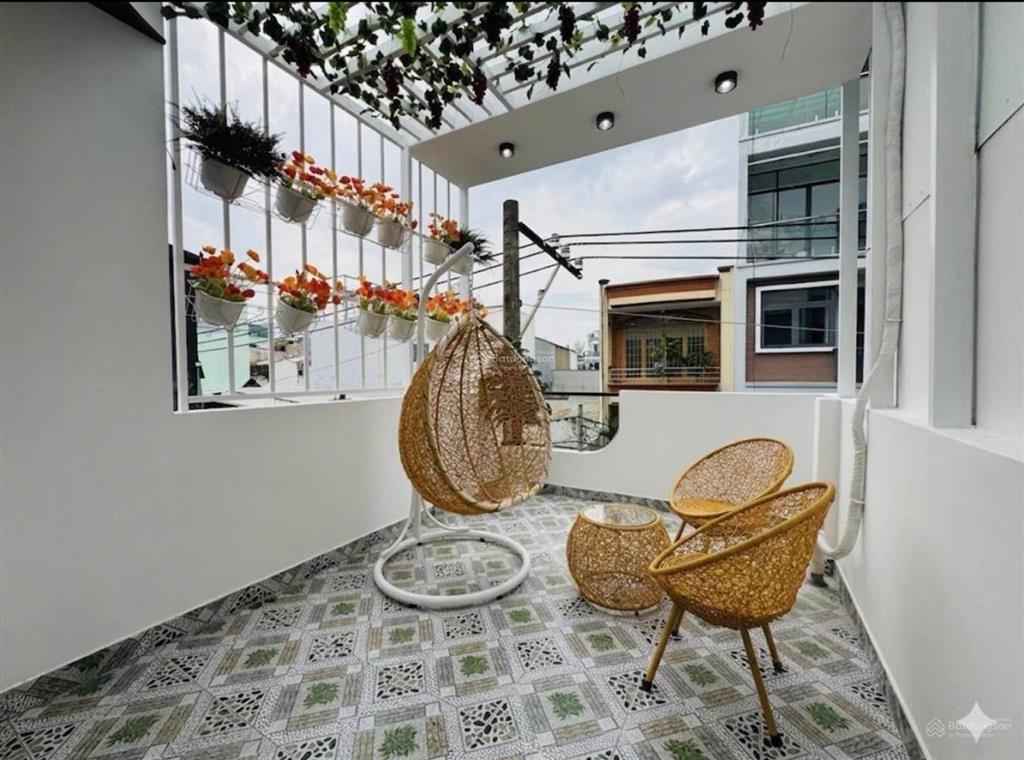 Nhà dương bá trạc q8  đường xe tải  3 tầng  31m2  giá 6.x tỷ (còn tl)