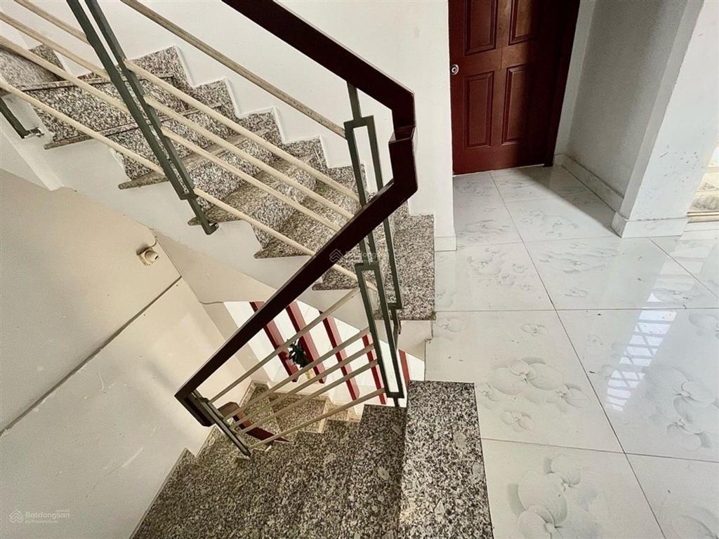 Đường dạ nam tt q8  50m2  đường xe hơi  4 lầu btct  chỉ 7t8 (còn tl)