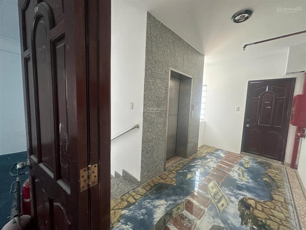 Cho thuê mặt tiền 324g lý thường kiệt, phường 14, quận 10