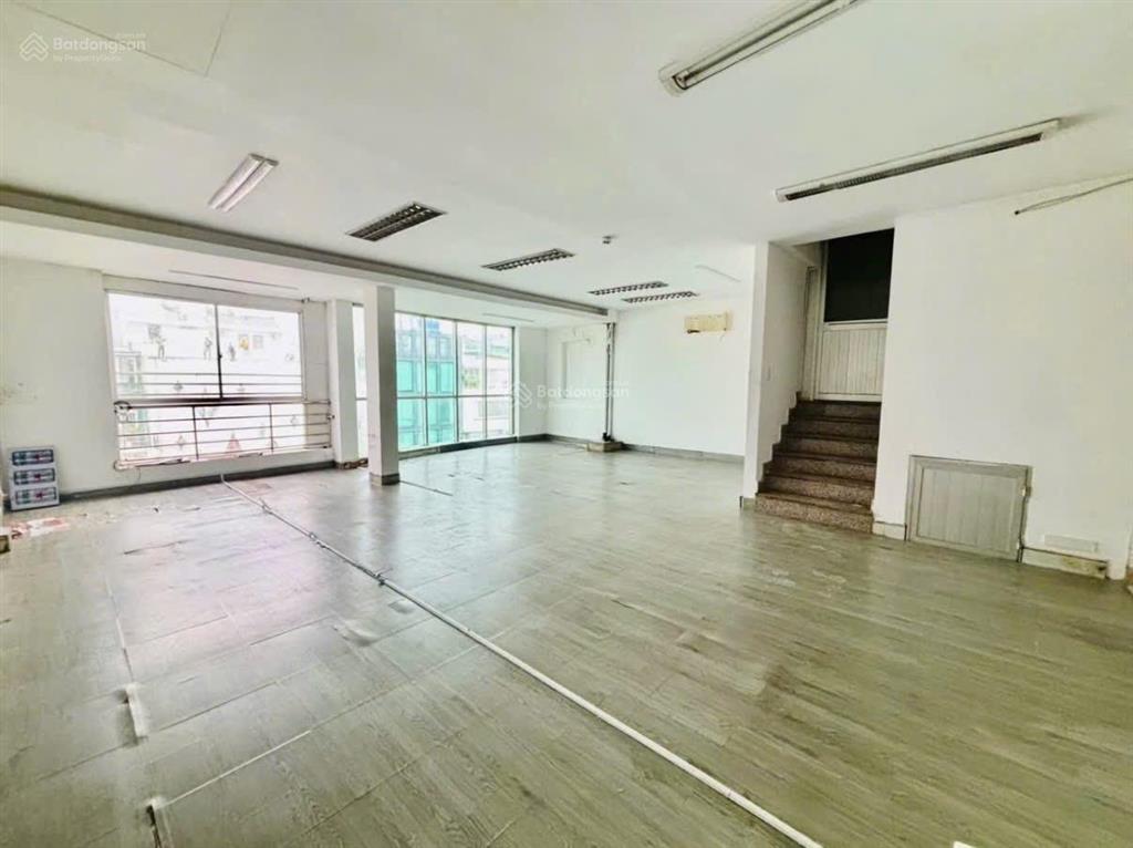 Ngang 12m  cho thuê mặt tiền 474951 phan xích long, quận phú nhuận