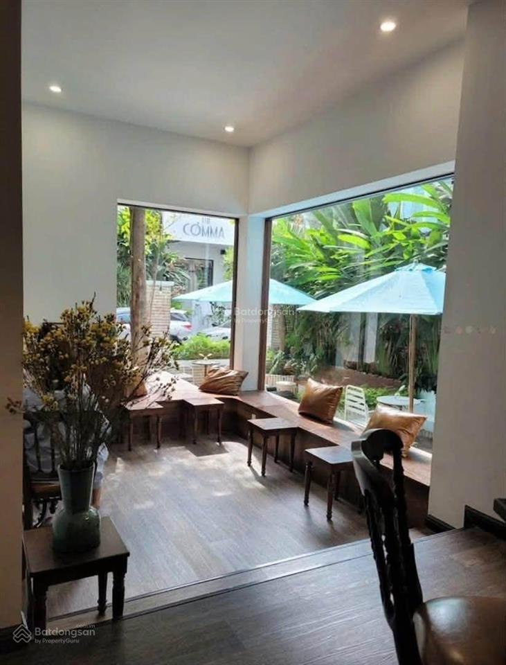 Ngang 16m  cho thuê mặt tiền 18 hoa mai, quận phú nhuận