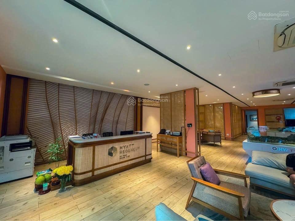 Cho thuê mặt tiền 204d nguyễn văn hưởng, quận 2. dtsd 1000m2