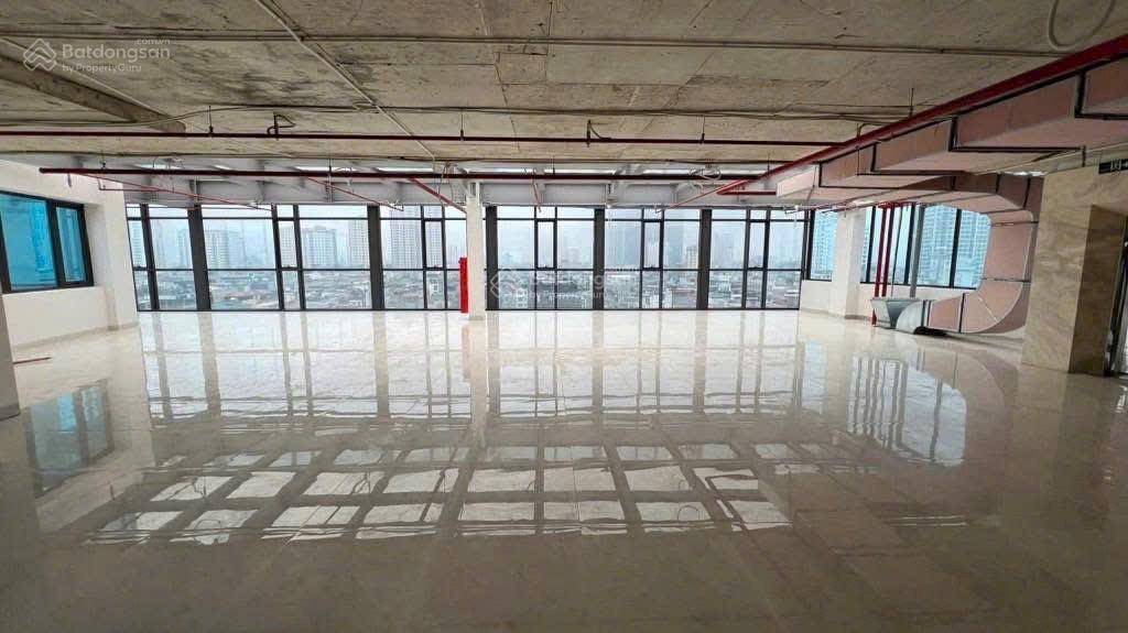 Ngang 18m  cho thuê tòa nhà góc 2mt 10a nguyễn thị minh khai, quận 1