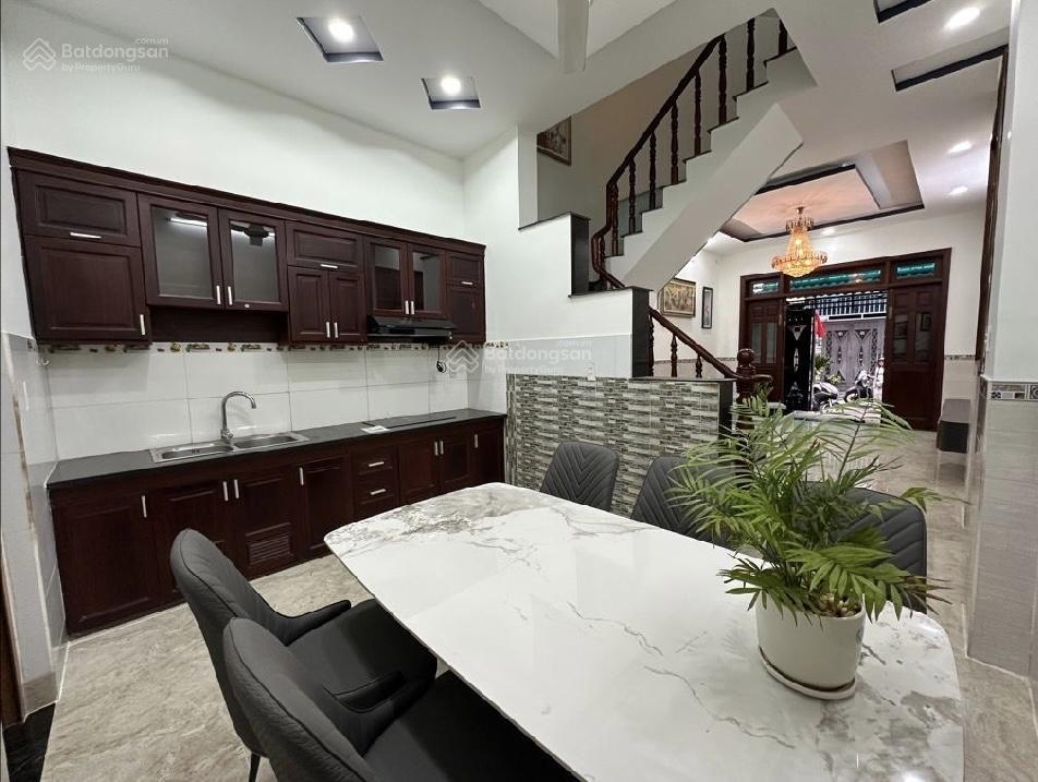 Nhà 3 tầng gần tô ngọc vân, q12  dt 4x13m  hẻm nhựa 6m  5,5 tỷ