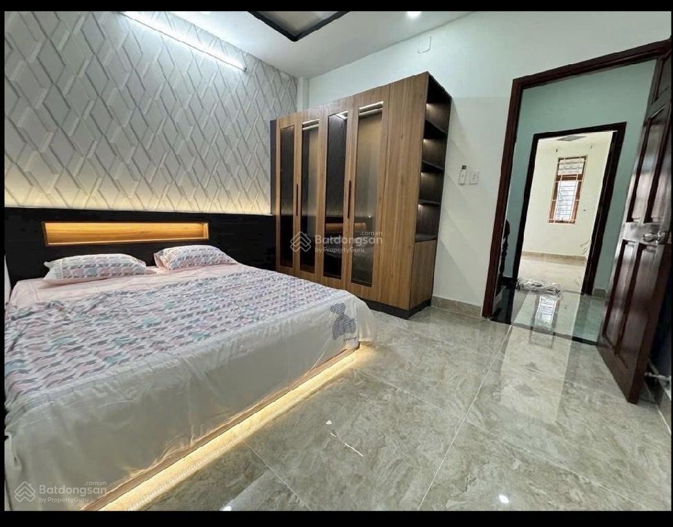 Nhà 3 tầng gần tô ngọc vân, q12  dt 4x13m  hẻm nhựa 6m  5,5 tỷ